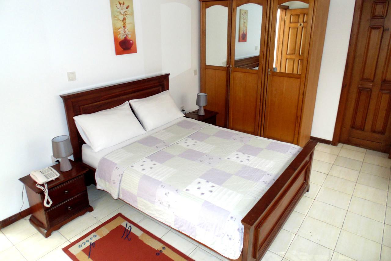 Lavender Lodge Hotel Acra Exterior foto